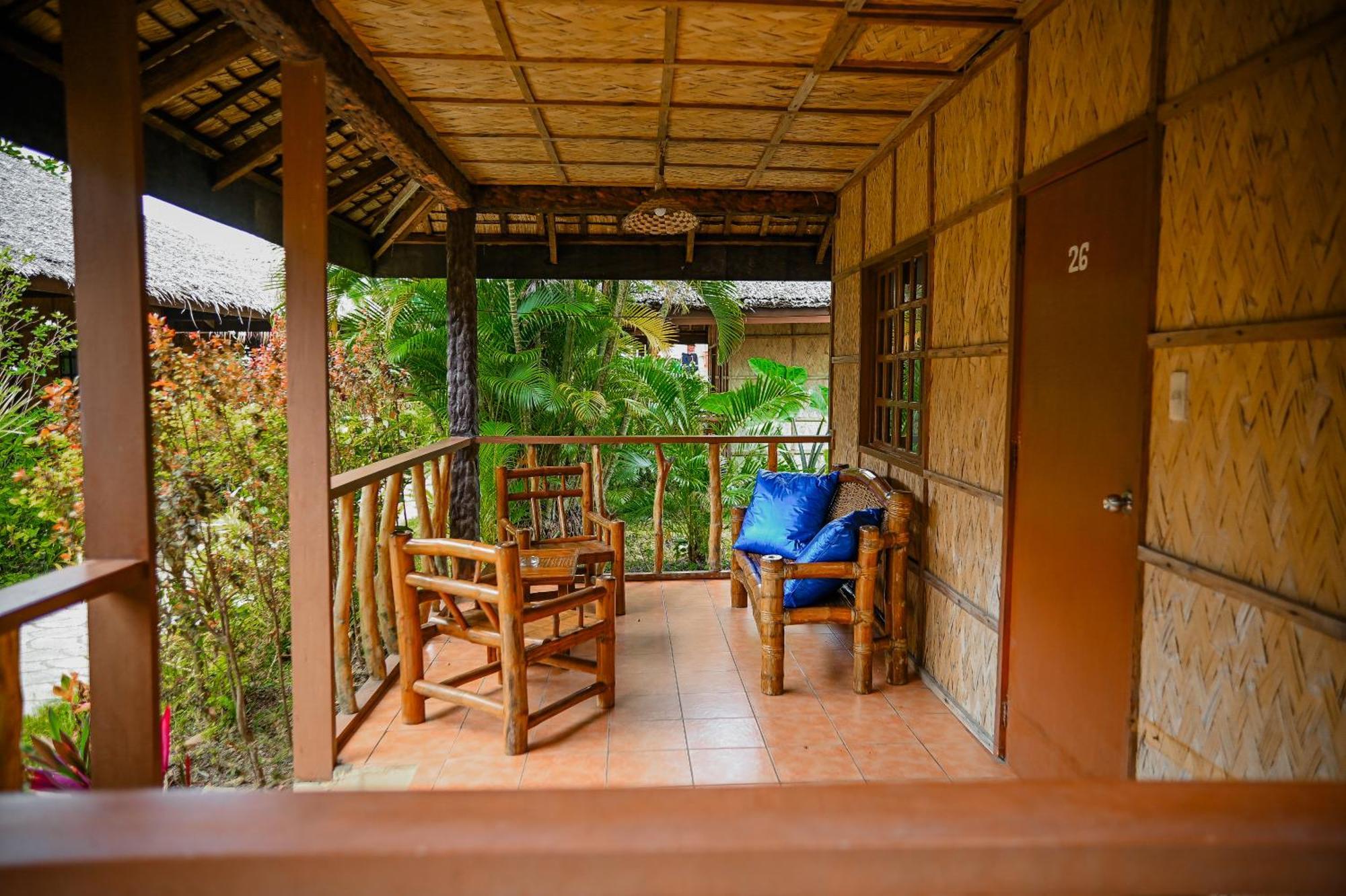 Garden Of Eden Dive Resort Puerto Galera Exterior photo